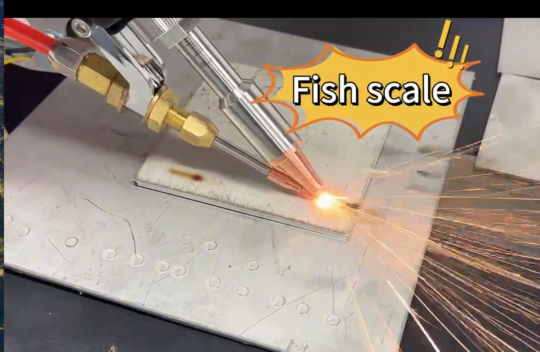 Four In One Air Cooling Handhe - Industrial Laser Welder Constant recension och pris